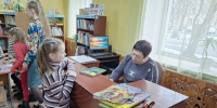 Заседание Детского клуба «Читайка» (6+) - ЦБС Осинниковского городского округа